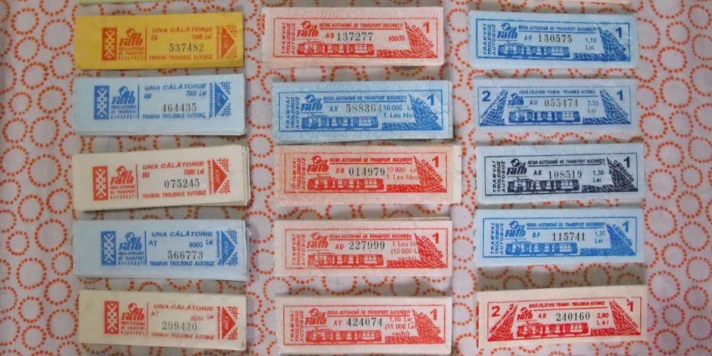 Un domn din Dâmbovița se mândrește cu o colecție impresionantă de bilete ITB, RATB și STB vechi