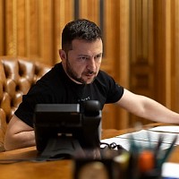 VIDEO | Ion Cristoiu anticipează o diversiune sângeroasă sub steag fals în România, cu acceptul lui Nicușor Dan, pentru intrarea NATO în război de partea Ucrainei | Zelenski a respins planul de pace al lui Donald Trump
