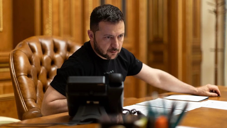 VIDEO | Ion Cristoiu anticipează o diversiune sângeroasă sub steag fals în România, cu acceptul lui Nicușor Dan, pentru intrarea NATO în război de partea Ucrainei | Zelenski a respins planul de pace al lui Donald Trump