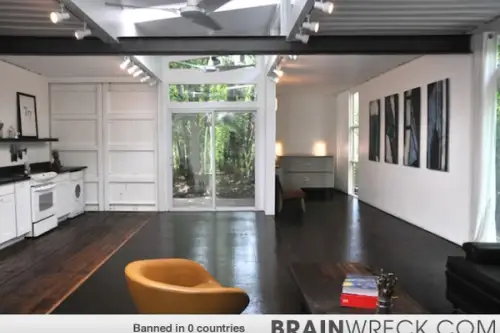 23 de case de vis construite din containere de transport