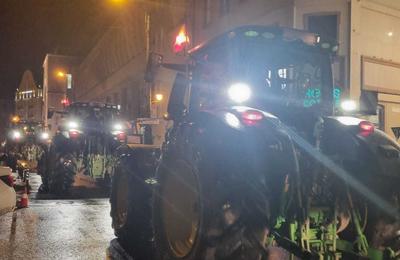 Fermierii au început să sosească în parcarea din centrul Timişoarei, unde vor protesta până în 24 ianuarie