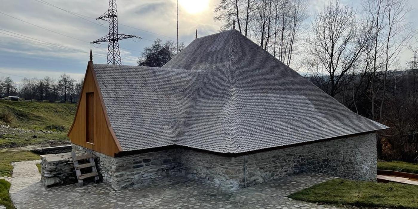 Moara de apă Warthiadi de la Drajna, o bijuterie arhitecturală a satului românesc readusă la viață