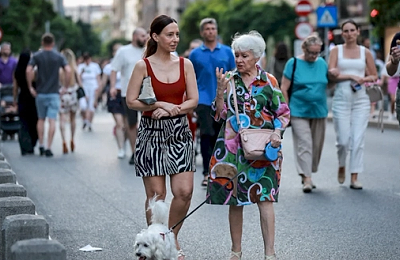 Weekend cu „Străzi deschise – București” pe Calea Victoriei: spectacole, expoziții și ateliere pentru toate vârstele