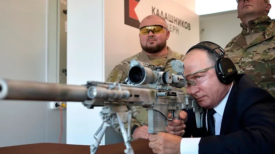 Putin, vizat de o lovitură de stat a elitei militare. I se va aplica „metoda Hrușciov”?