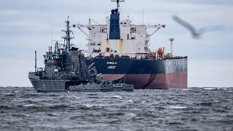 SUA, sancțiuni pentru petrolierele din umbră ale lui Putin. Turcia le „scapă” pe lângă coastele Mării Negre
