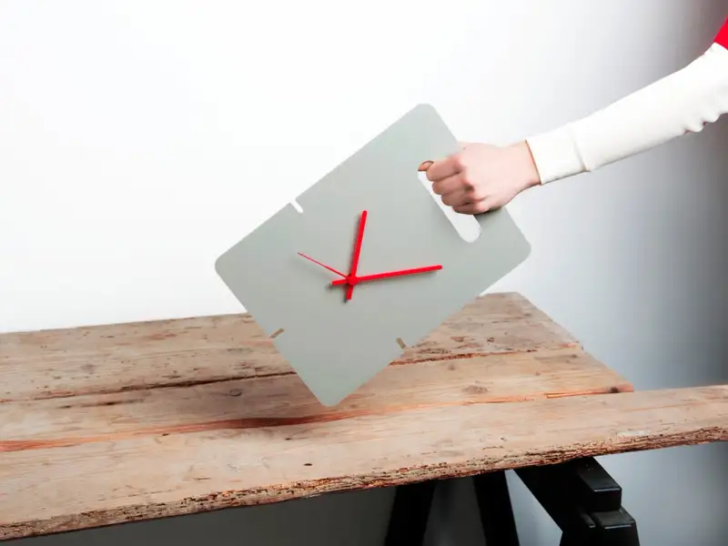 Design de obiect: Lok, ceasurile multifunctionale