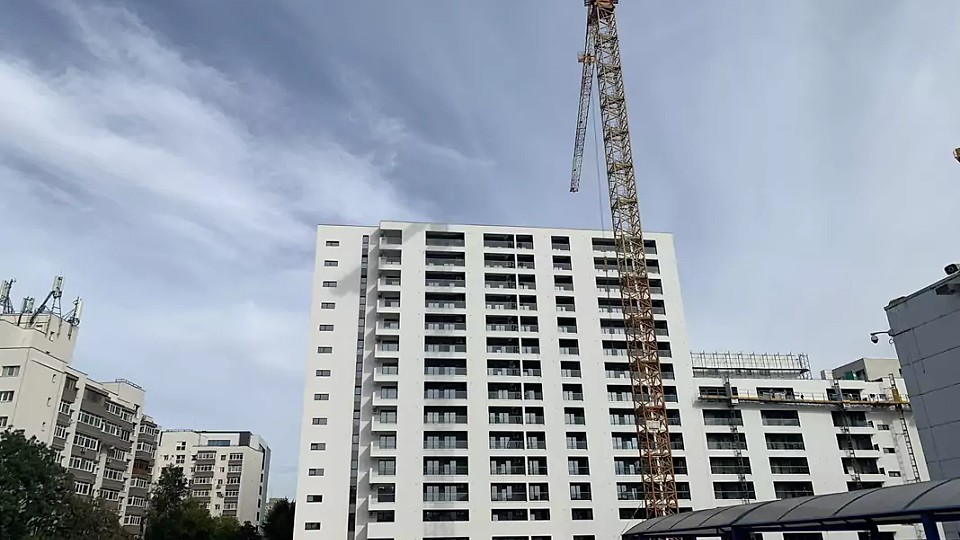 Prețurile locuințelor din marile orașe au crescut și în 2026. În București au scăzut