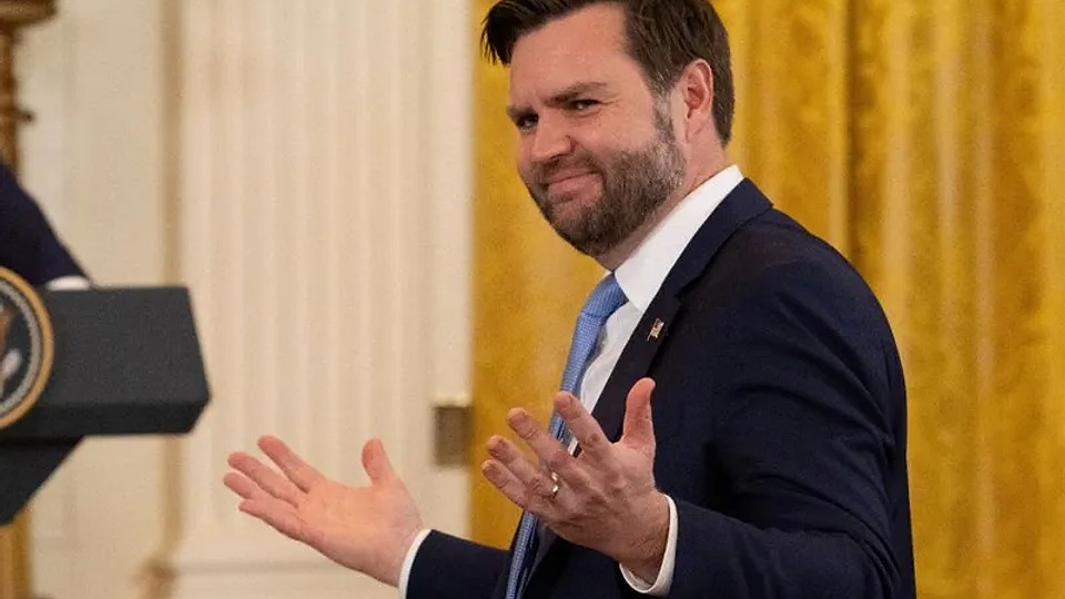 JD Vance critică dur Europa: avertisment despre „sinuciderea civilizaţiei”