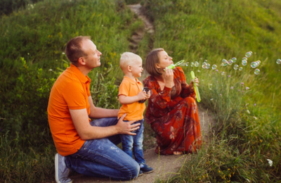 Zi istorică în Slovacia: Parlamentul a consacrat în Constituție că există doar două genuri: MASCULIN și FEMININ. De asemenea, au fost întărite drepturile părinților în școli și protejarea valorilor naționale