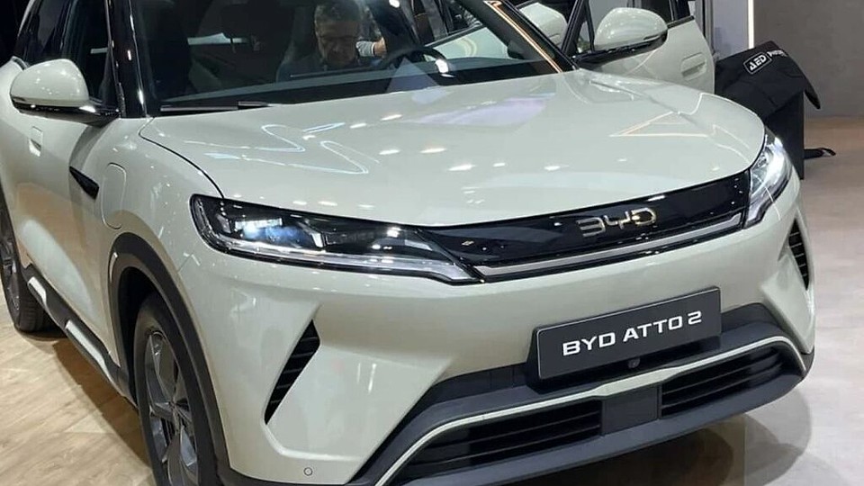 Comisia Europeană investighează subvențiile acordate fabricii BYD din Ungaria