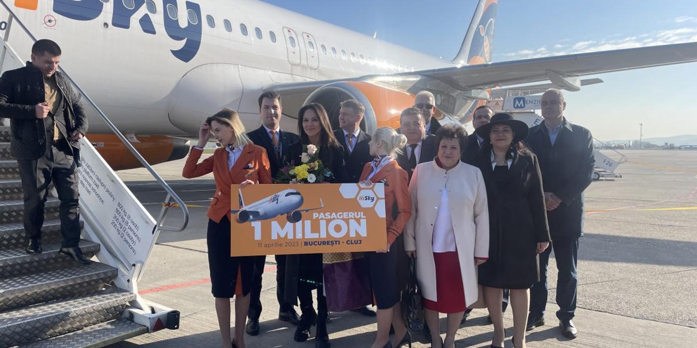 O tânără din Bistrița va călători gratuit timp de 1 an de zile cu avionul