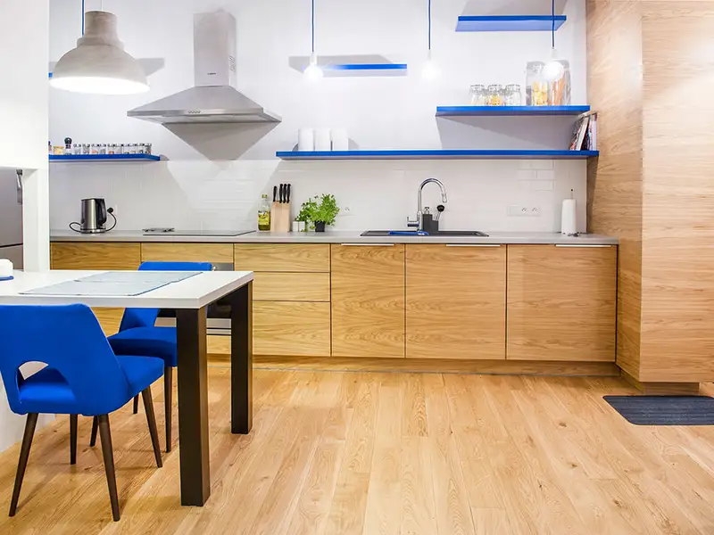 Accente de albastru si design functional intr-un apartament de 38 mp