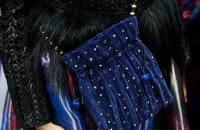 Companie deţinută de grupul Armani plasată în administrare judiciară pe fondul unei anchete privind exploatarea forţei de muncă