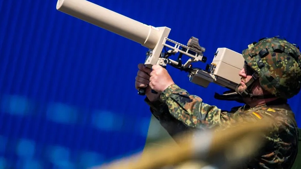 Polonia primește arme anti-dronă din SUA. Sistemul Merops este desfășurat și în România