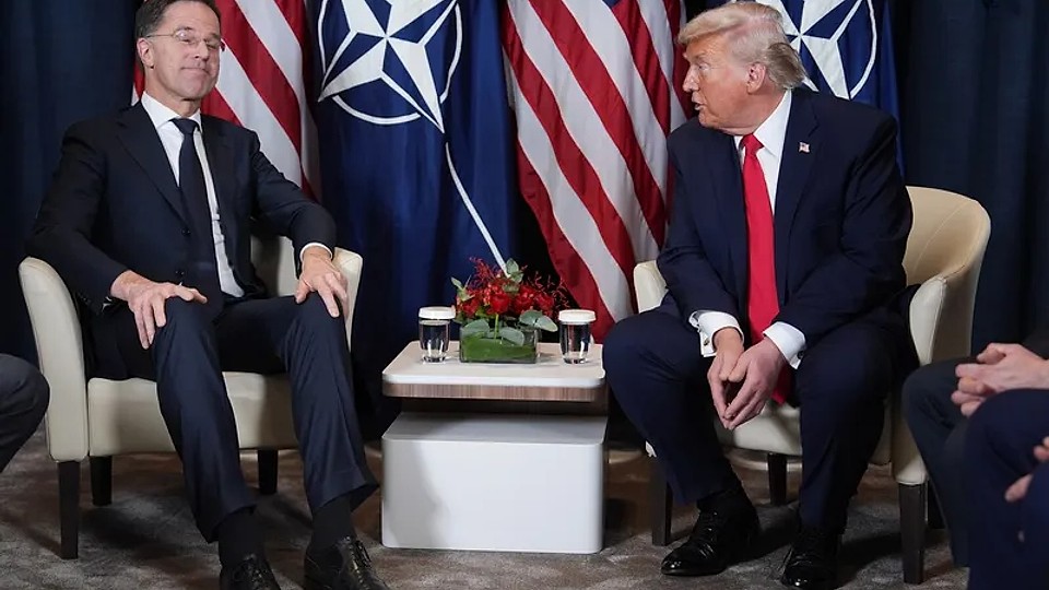 Casa Albă: Trump va discuta despre ieșirea SUA din NATO la o întâlnire cu Rutte