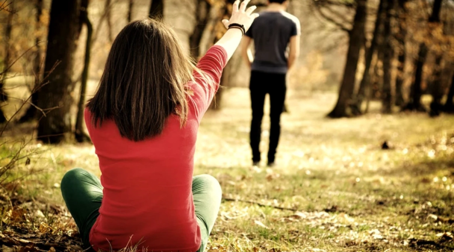 Romance-ul (iubirea) și despărțirile la adolescenți în era digitală