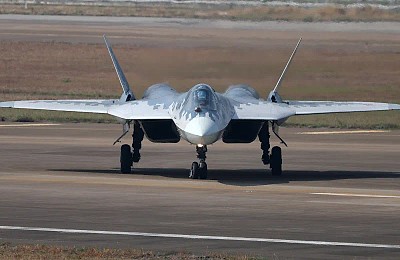 China a râs de avionul rusesc invizibil SU-57E de 100.000.000$. A refuzat să îl cumpere. Decolează greu