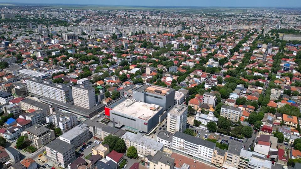 Război pe 14.000 mp în Faleză Nord: Primăria Constanța, la un pas să piardă definitiv terenul în fața Apelor Române