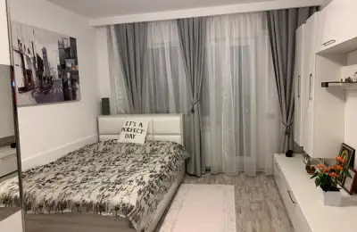 Home with Ioana in a 35 sq m studio apartment she designed with her mother