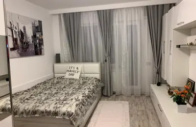 Acasa la Ioana intr-o garsoniera de 35 mp pe care a amenajat-o impreuna cu mama ei