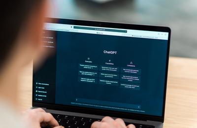 Românii au ajuns „experți” și în Inteligența Artificială. Explozie de căutări pe Google!