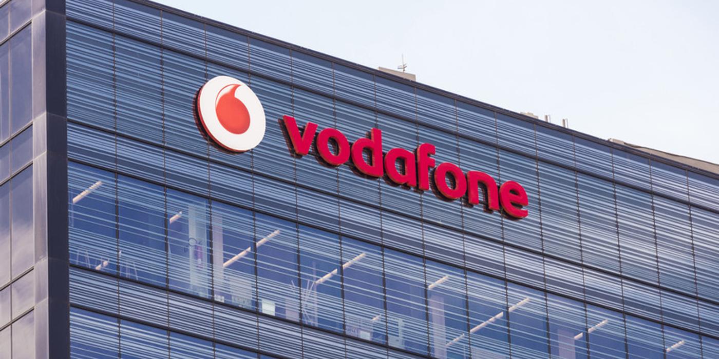 Vodafone desfiinţează 11.000 de locuri de muncă; acţiunile companiei au scăzut cu peste 7% în urma anunţului