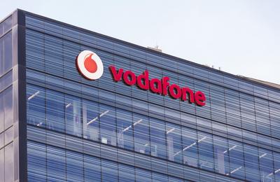 Vodafone desfiinţează 11.000 de locuri de muncă; acţiunile companiei au scăzut cu peste 7% în urma anunţului