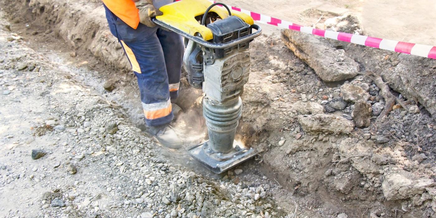 Cand ar trebui sa folosesti o talpa compactoare – iata situatiile!