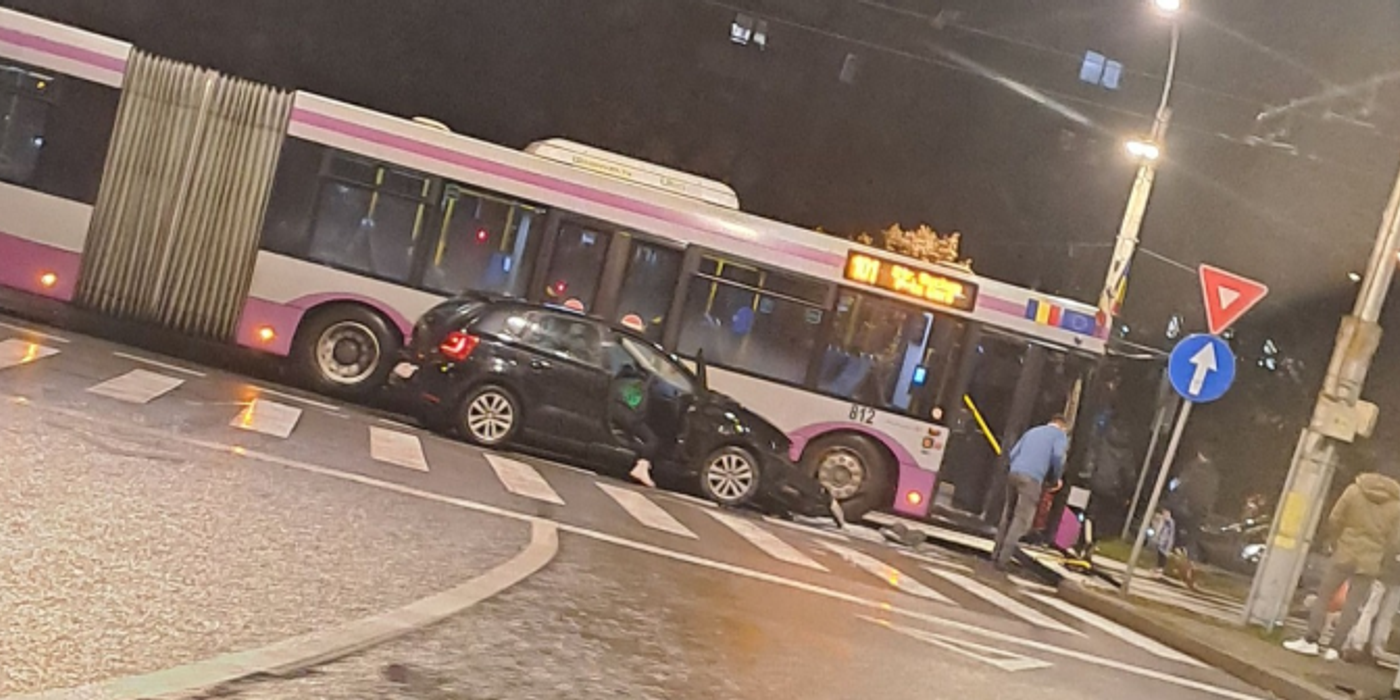 Accident, marți seara, la Podul Calvaria. Un șofer a intrat în autobuzul 101