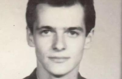 Cum arăta Ludovic Orban în tinereţe şi ce funcţie ocupă fostul Preşedinte PNL