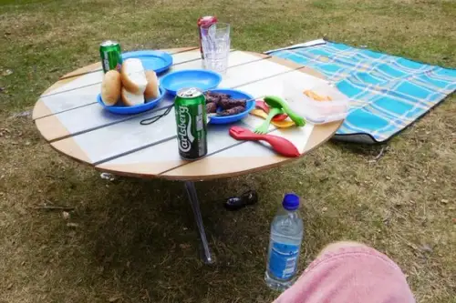 Cum sa-ti construiesti o masa pliabila pentru picnic