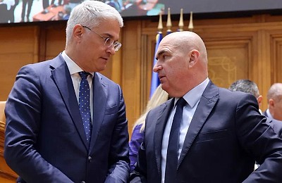 CUTIA NEAGRĂ Cum se sifonează banii publici în regimul de austeritate impus de Guvernul Bolojan. Ministrul Dragoș Pîslaru, afaceri de milioane de euro derulate printr-o firmă de consultanță specializată în fonduri europene
