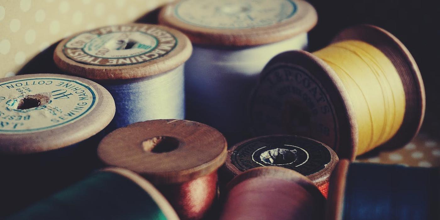 Cum sa creati produse handmade si haine personalizate pentru ocazii speciale