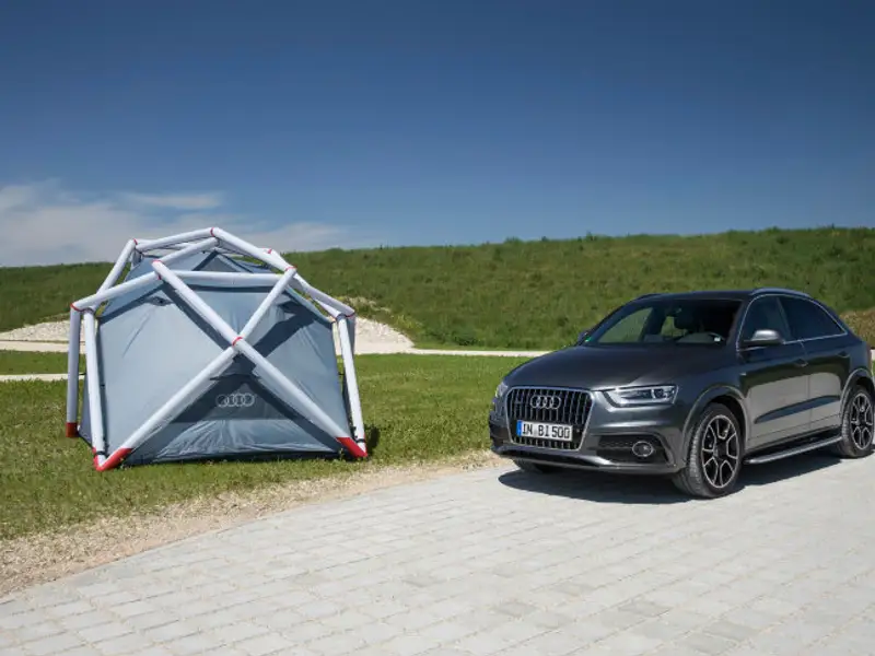 Cortul gonflabil din Audi Q3