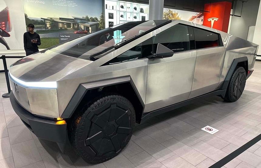 SUA: Multe vehicule electrice şi-au pierdut eligibilitatea pentru credite fiscale de până la 7.500 de dolari, între care Tesla Cybertruck, Nissan Leaf
