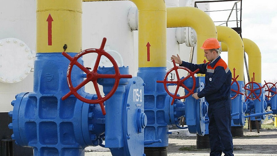 Ucraina a decis să oprească, de la 1 ianuarie, tranzitul gazului rusesc către Europa. Câți bani vor pierde rușii