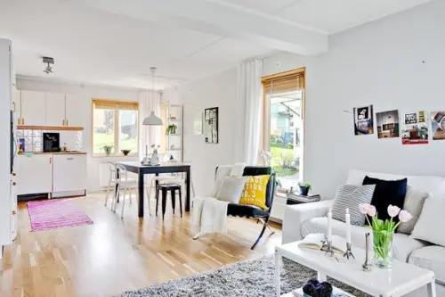 Atmosfera luminoasa intr-un apartament cu o mica gradina