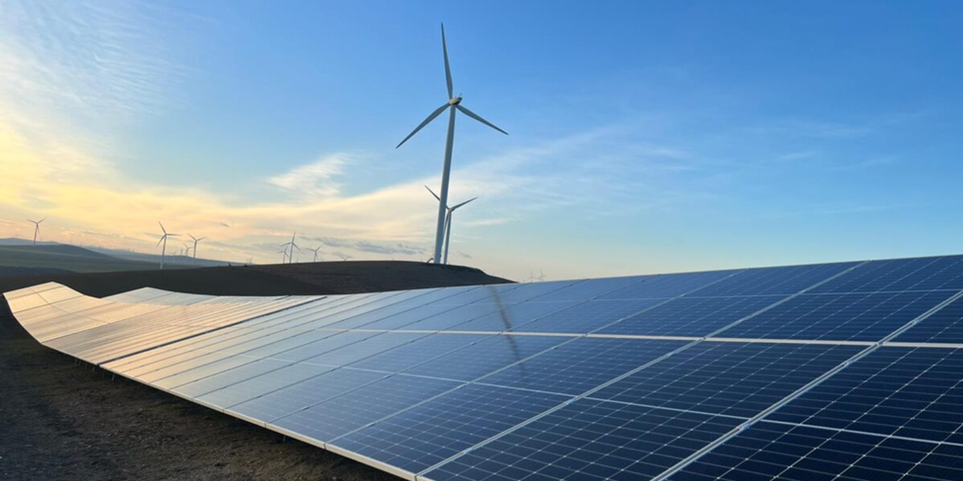 Oportunitate pentru mediul de afaceri din Constanța. Finanțări de 650 de milioane de euro pentru energie solară și stocare