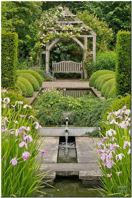 Gradina italiana, cand geometria intalneste poezia