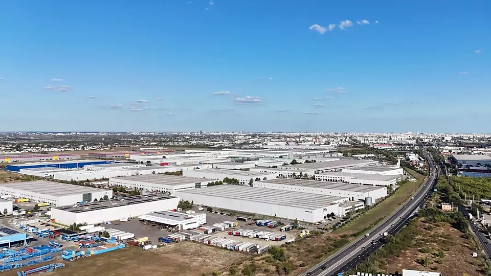 Peste 417.000 metri pătrați de spații logistice închiriați în prima jumătate din 2025