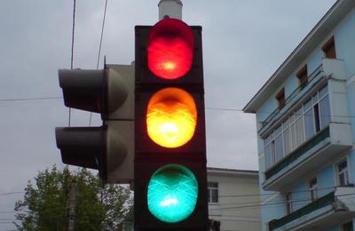 Începând de astăzi, 24 mai, pe strada Plevnei din Cluj-Napoca, va funcționa un nou semafor