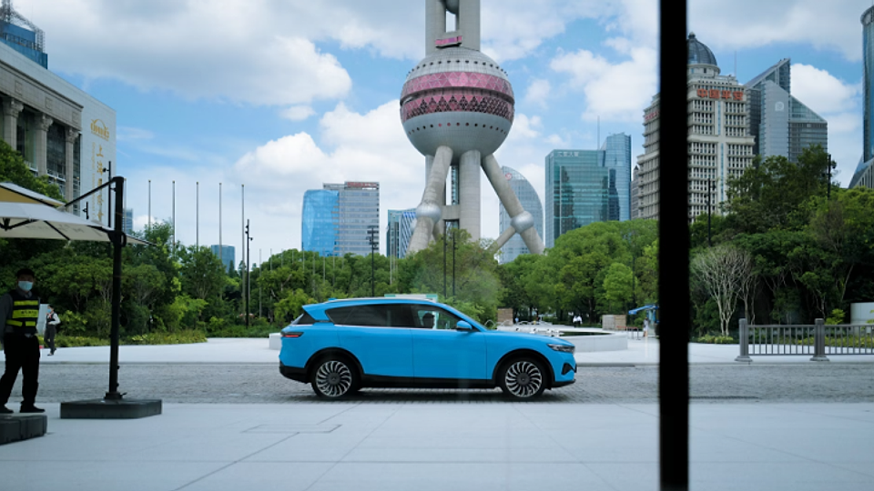 Companiile de mașini electrice din China extind autonomia vehiculelor la peste 1.000 de kilometri cu generatoare pe benzină