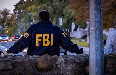 Judecătoare din SUA, arestată de FBI. Ea este acuzată că a protejat un imigrant de agenții federali