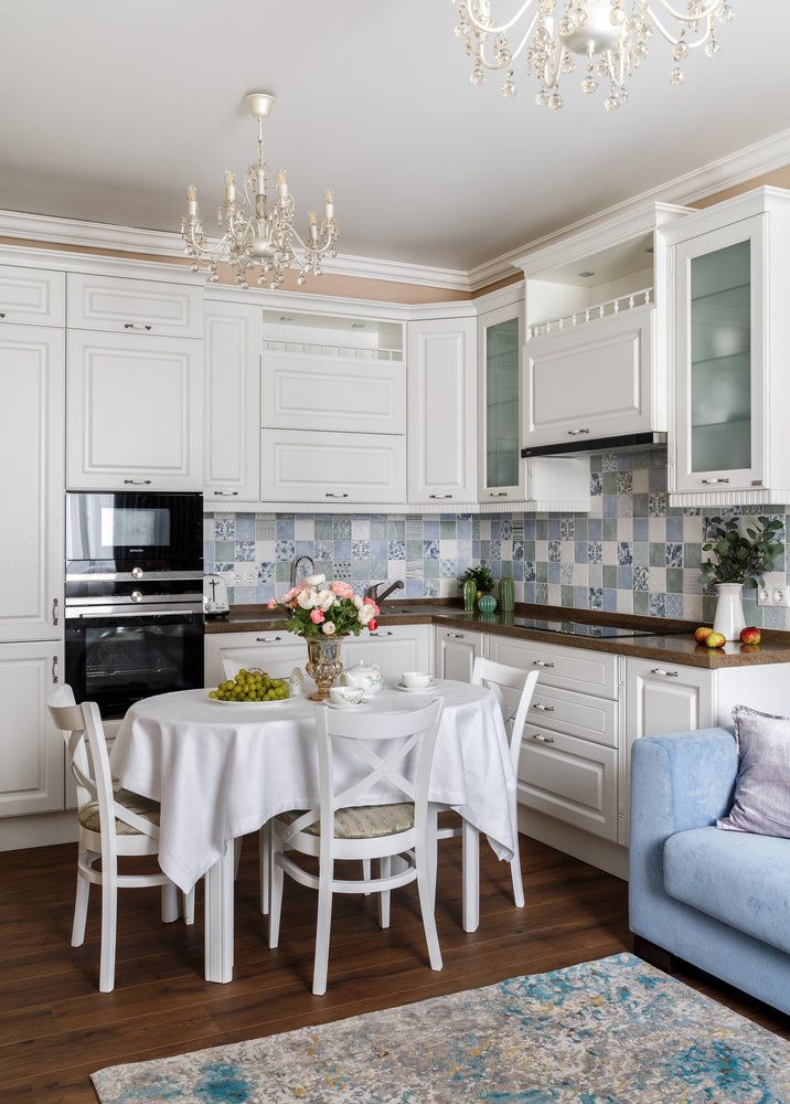 Nuante de albastru care dau viata unui apartament de 3 camere