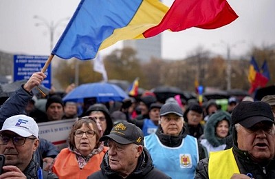 Restricții de circulație în Piața Victoriei, vineri, pentru un protest major organizat în fața Guvernului