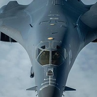 Bombardierul B-1 al SUA a aterizat la baza britanică Fairford. Trump, către Iran:„ Urmează valul mare”