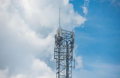 Orange, RCSRDS şi Vodafone au achiziţionat 76% din frecvențele 5G disponibile