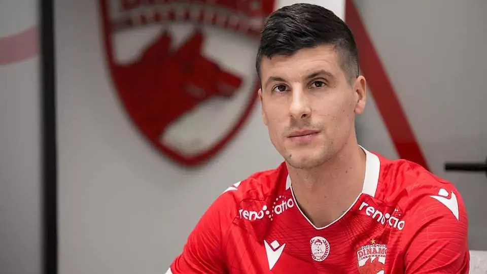 Atacantul croat Stipe Perica a semnat un contract până în vara anului 2027 cu Dinamo