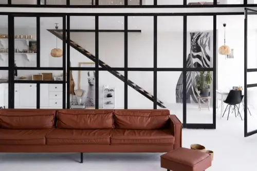 Decorațiuni home deco pentru un apartament în stil industrial