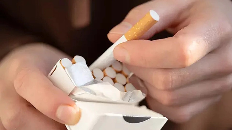 Țigările se schimbă complet. Lege care îi doboară pe fumători